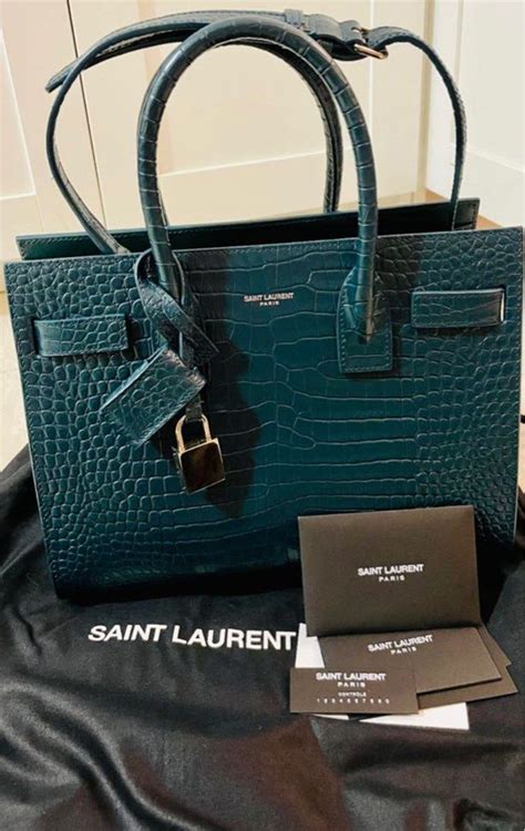 sac de jour ysl review|ysl sac de jour crocodile.